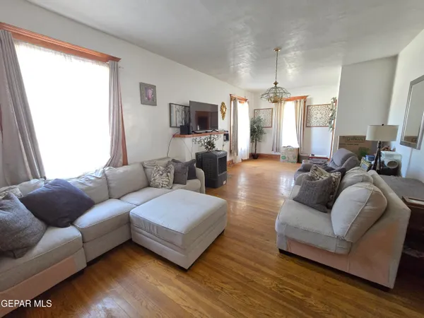$320,000 | 1219 North Florence Street, El Paso, TX 79902