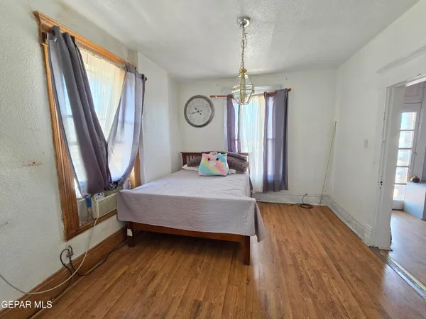 $320,000 | 1219 North Florence Street, El Paso, TX 79902