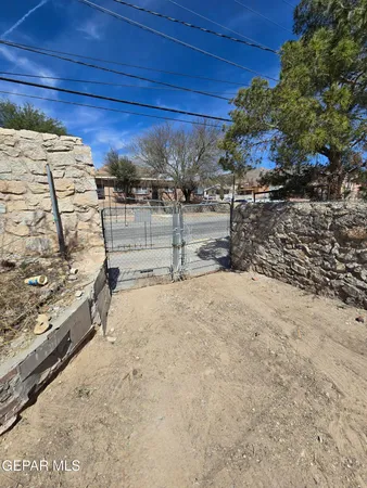 $320,000 | 1219 North Florence Street, El Paso, TX 79902