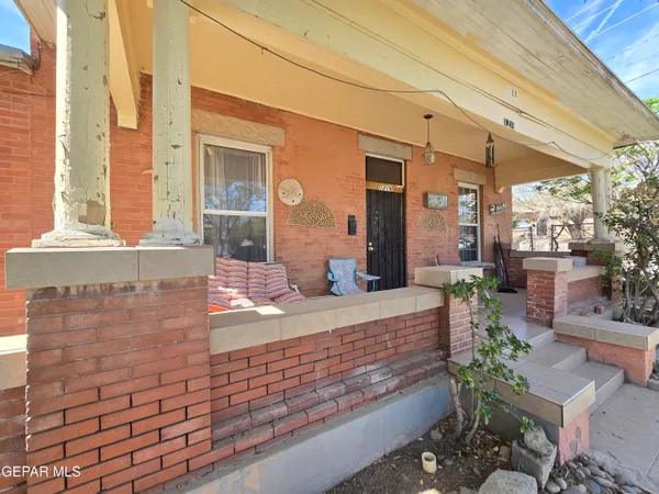 $320,000 | 1219 North Florence Street, El Paso, TX 79902
