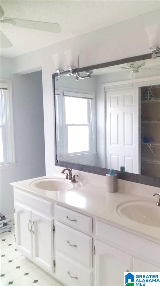 204 Carousel Corner Rainbow City, AL 35906 - Photo 17 of 23