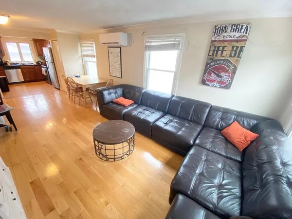 $7,600 | 210 K Street, Unit 1, Boston, MA 02127