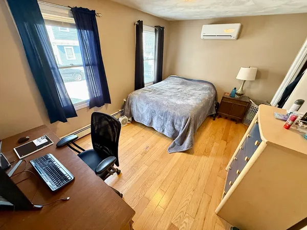 $7,600 | 210 K Street, Unit 1, Boston, MA 02127