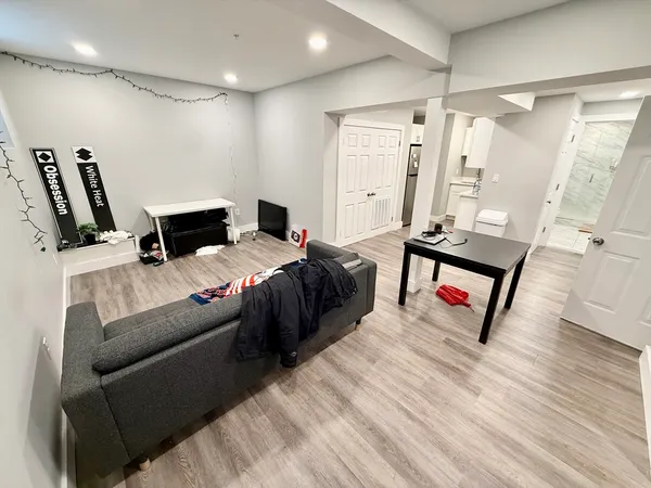 $7,600 | 210 K Street, Unit 1, Boston, MA 02127