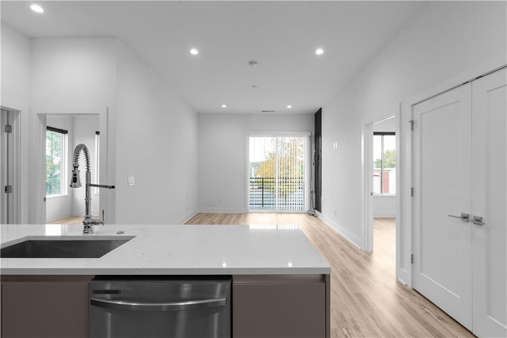 1155 Custer Avenue Southeast, Unit 301 Atlanta, GA 30316 - Photo 3 of 22