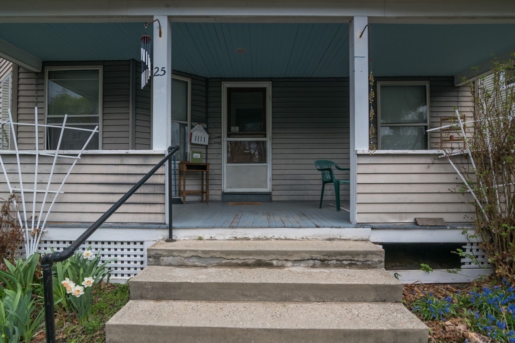 25 Morgan Street Holyoke, MA 01040 - Photo 3 of 41 a view of house entrance