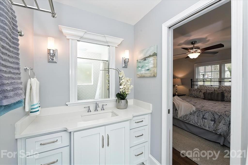 3111 Cambridge Road Charlotte, NC 28209 - Photo 13 of 23 Gallery Image 13