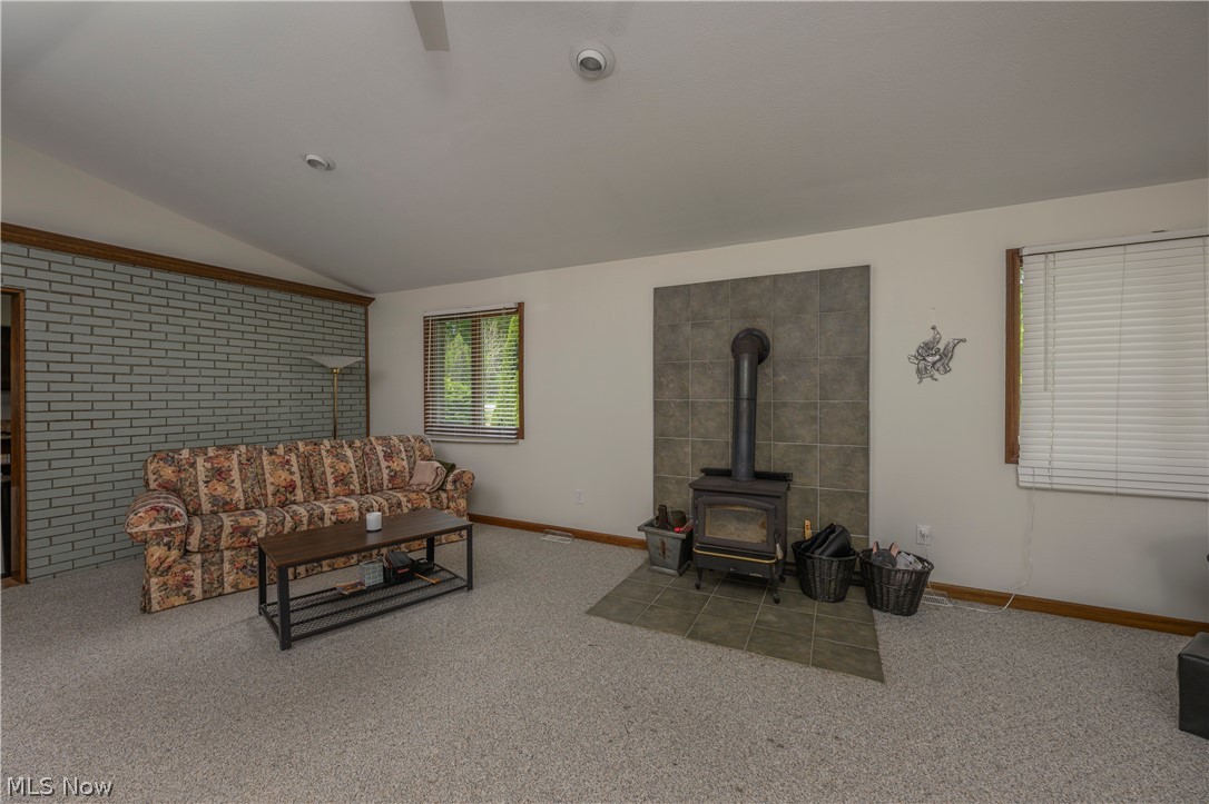 2677 Summit Road Akron, OH 44321 - Photo 7 of 33