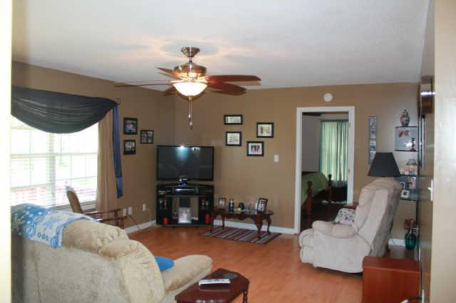 1085 Poteet Road Lewisburg, TN 37091 - Photo 4 of 13 Gallery Image 4