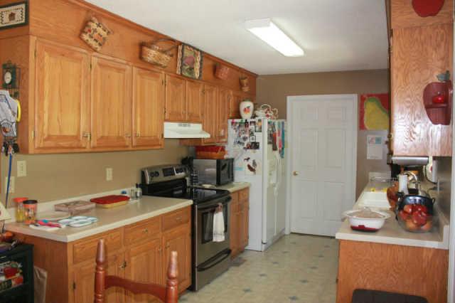 1085 Poteet Road Lewisburg, TN 37091 - Photo 5 of 13 Gallery Image 5