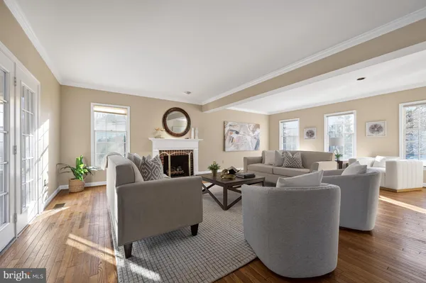 $1,485,000 | 8815 Surrey Court, Alexandria, VA 22309
