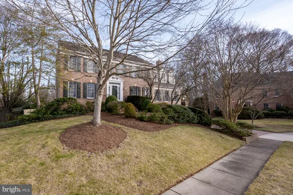 $1,485,000 | 8815 Surrey Court, Alexandria, VA 22309