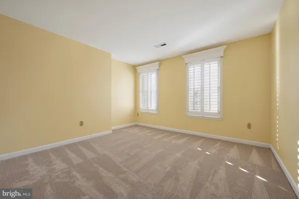 $1,485,000 | 8815 Surrey Court, Alexandria, VA 22309
