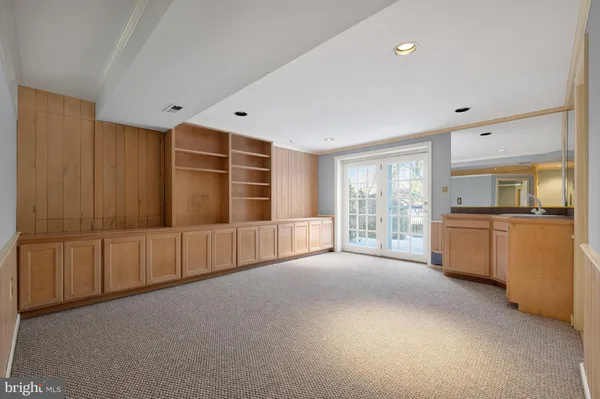 $1,485,000 | 8815 Surrey Court, Alexandria, VA 22309