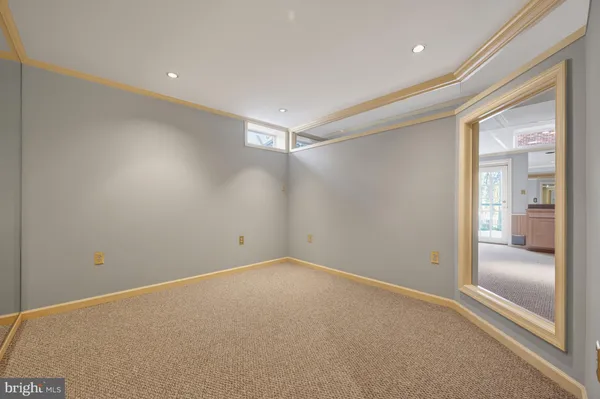 $1,485,000 | 8815 Surrey Court, Alexandria, VA 22309