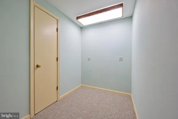 $1,485,000 | 8815 Surrey Court, Alexandria, VA 22309