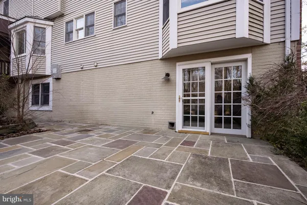 $1,485,000 | 8815 Surrey Court, Alexandria, VA 22309