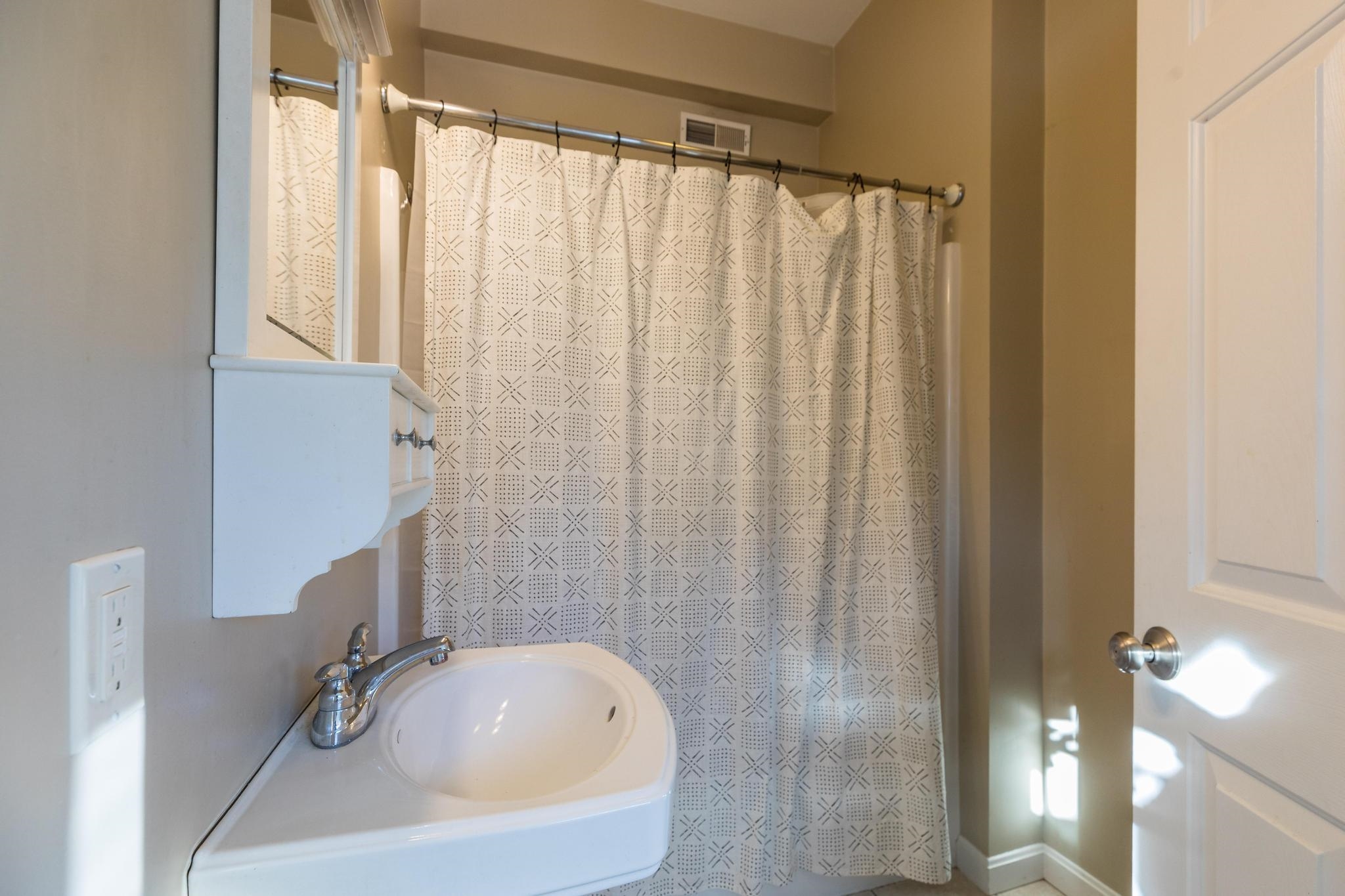 7 Kinsale Drive Rochester, NH 03868 - Photo 12 of 17