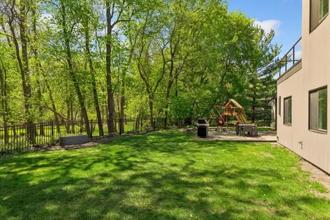 $2,650,000 | 45 Clay Cliffe Drive, Tonka Bay, MN 55331