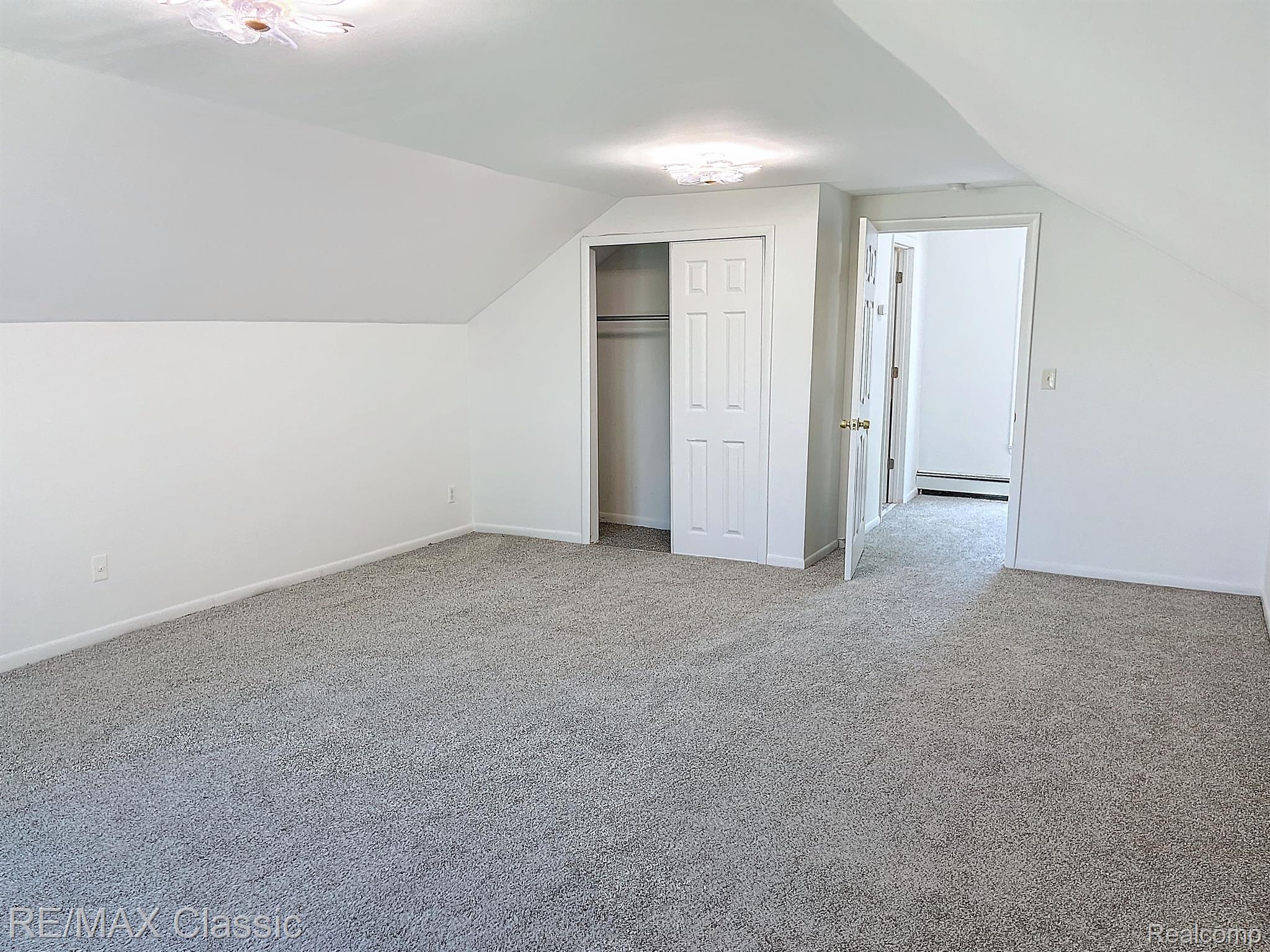 16587 Beech Daly Road Taylor, MI 48180 - Photo 41 of 47 16x22 En suite bedroom closet and entrance
