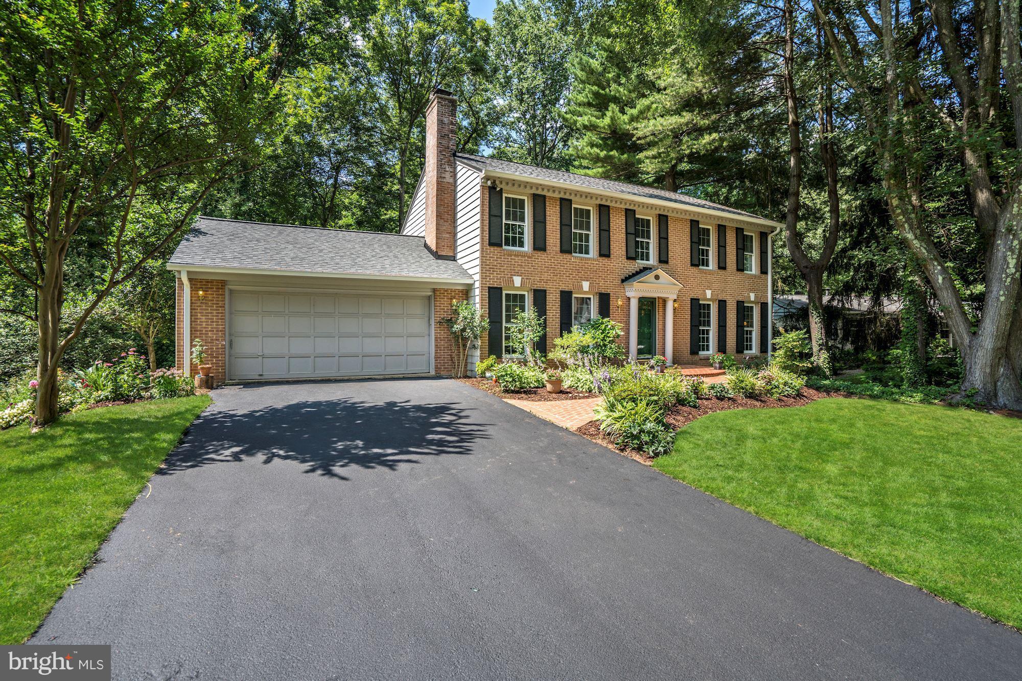 11521 Running Cedar Road Reston, VA 20191 - Photo 2 of 30 Exterior (Front)