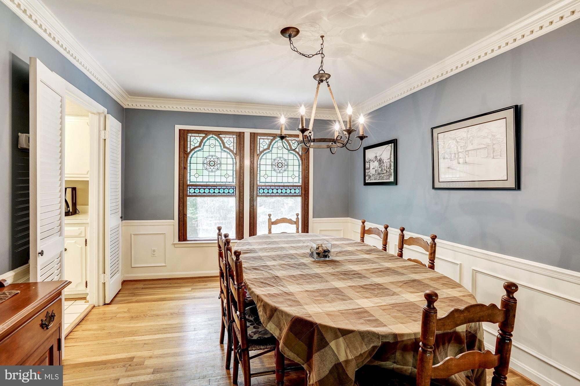 11521 Running Cedar Road Reston, VA 20191 - Photo 8 of 30 Dining Room