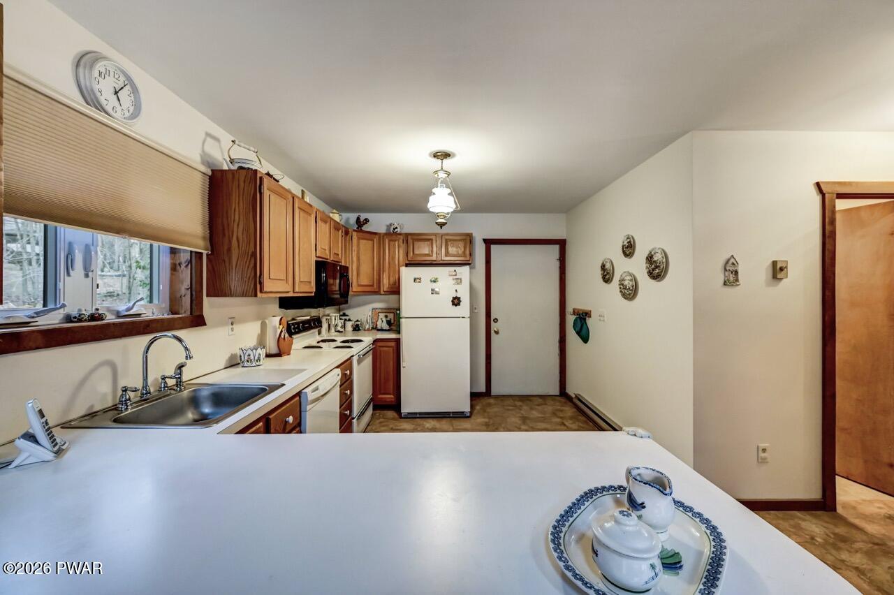 894 Deerfield Road Lake Ariel, PA 18436 - Photo 25 of 119