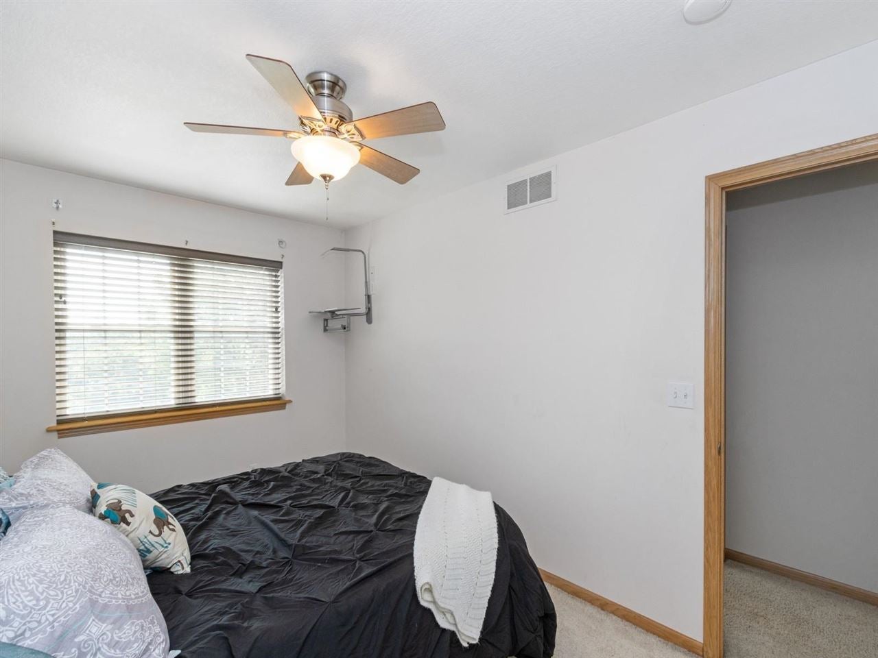 3250 170th Street Riverside, IA 52327 - Photo 12 of 25 Gallery Image 12