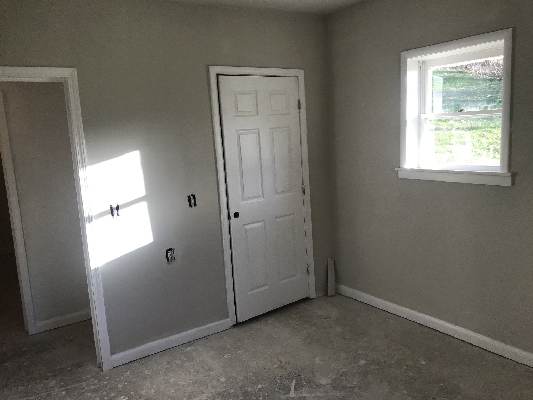 165 Ben Johnson Road Pulaski, TN 38478 - Photo 26 of 33 an empty room that has a window