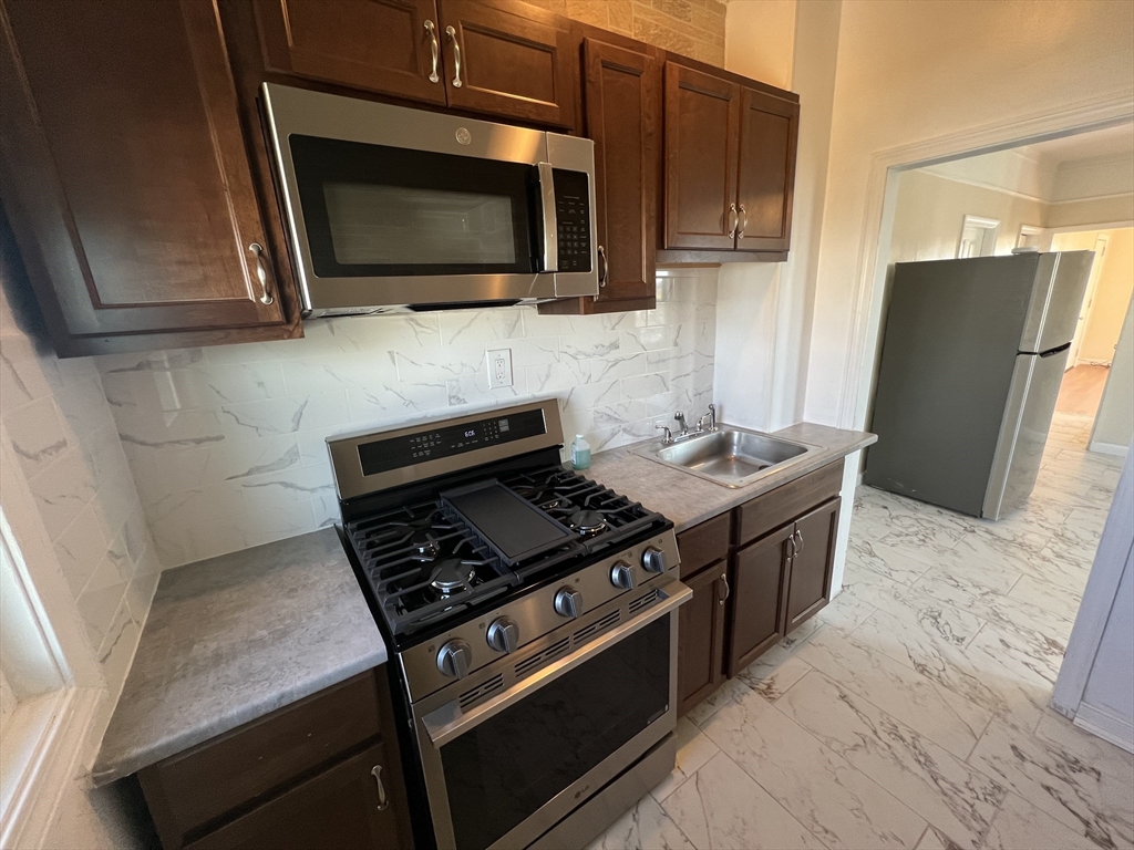 109 Walker Street, Unit 2 Fall River, MA 02723 - Photo 4 of 14