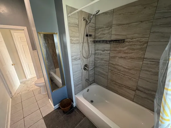 $2,100 | 109 Walker Street, Unit 2, Fall River, MA 02723