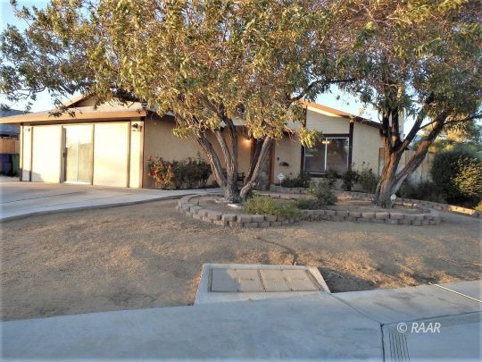 800 Victoria Court Ridgecrest, CA 93555 - Photo 2 of 34