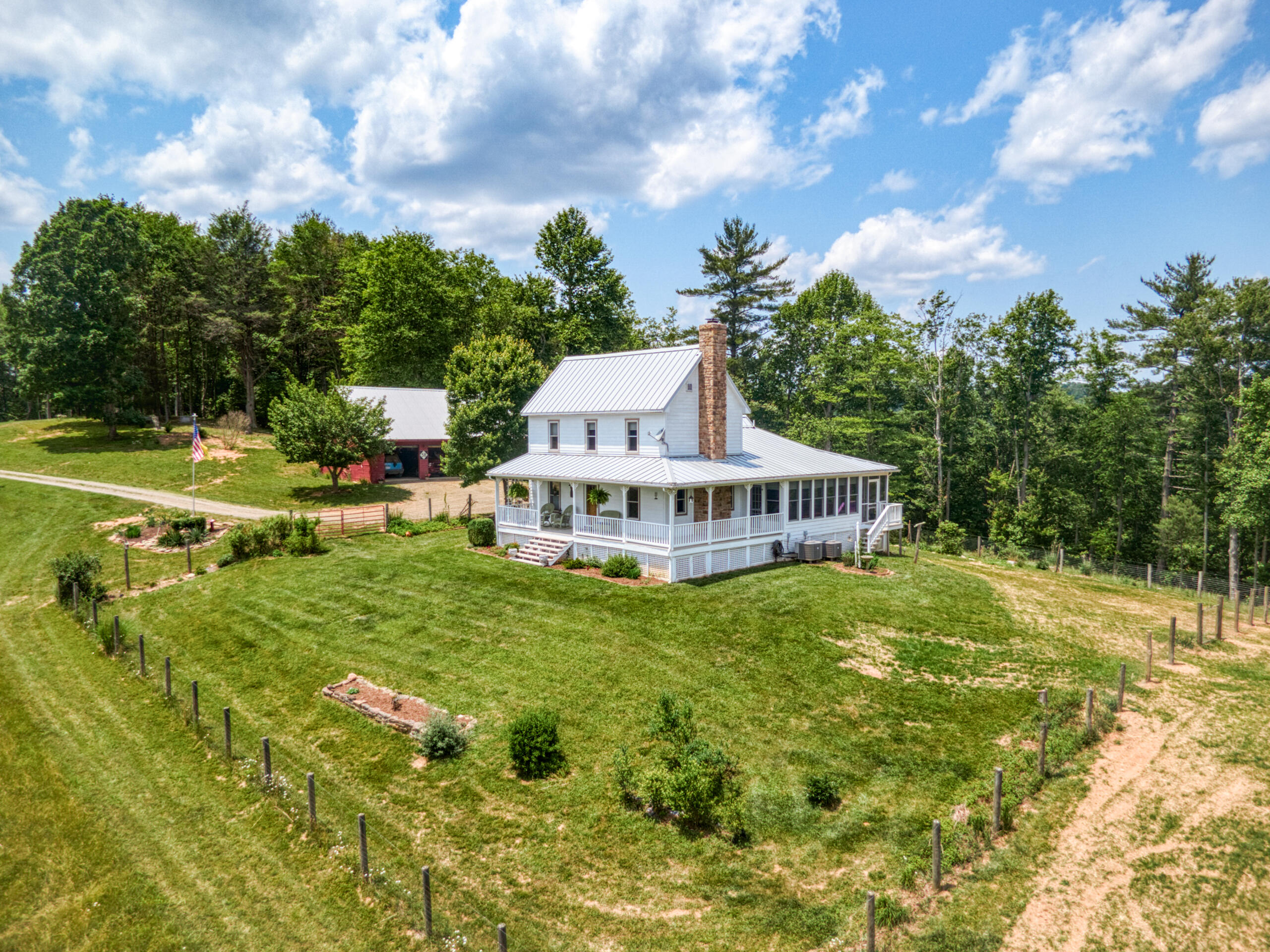 3177 Windsong Road Hiwassee, VA 24347 - Photo 1 of 72 3177-Windsong-Rd-Allisonia_19-19