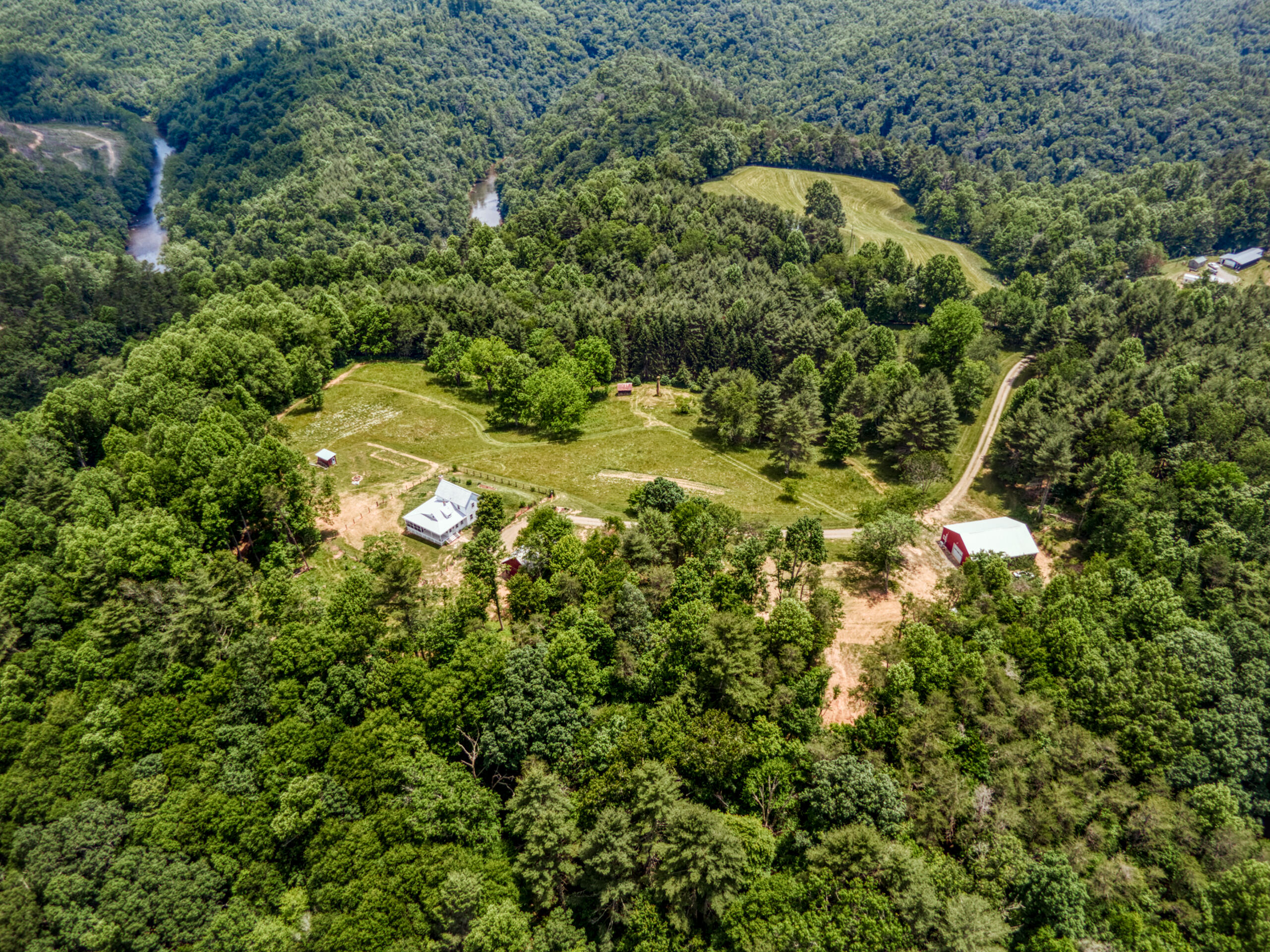 3177 Windsong Road Hiwassee, VA 24347 - Photo 47 of 72 3177-Windsong-Rd-Allisonia_10-10