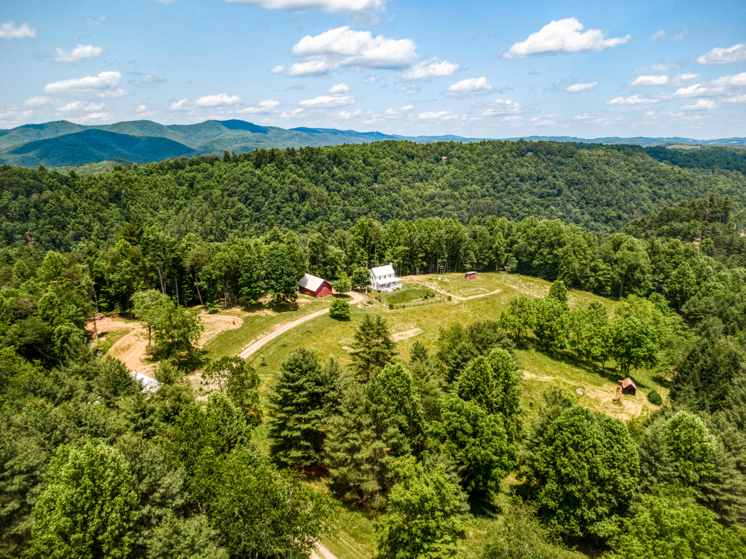3177 Windsong Road Hiwassee, VA 24347 - Photo 51 of 72 3177-Windsong-Rd-Allisonia_14-14