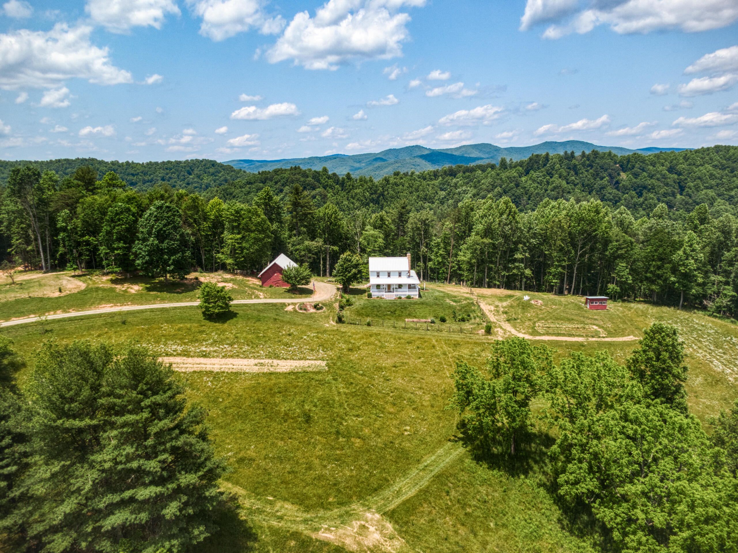 3177 Windsong Road Hiwassee, VA 24347 - Photo 54 of 72 3177-Windsong-Rd-Allisonia_17-17