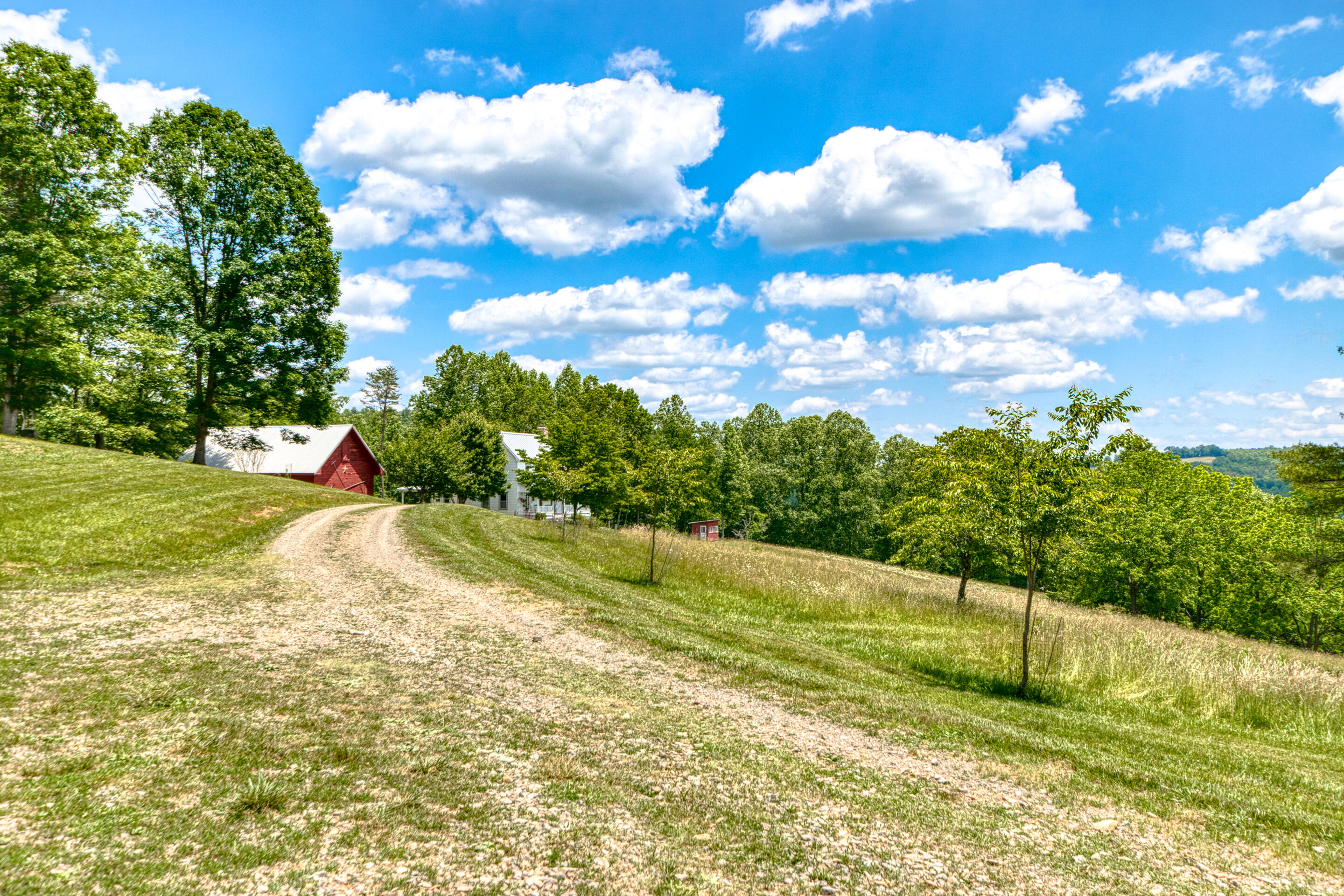 3177 Windsong Road Hiwassee, VA 24347 - Photo 63 of 72 3177-Windsong-Rd-Allisonia_40-40