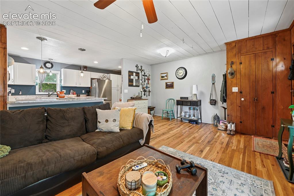 1110 Sunset Road Colorado Springs, CO 80909 - Photo 10 of 28