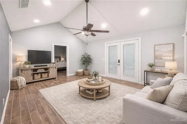 $1,600 | 134 West Daffodil Avenue, Pharr, TX 78577