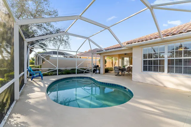 $525,000 | 8991 Southeast Eldorado Way, Hobe Sound, FL 33455