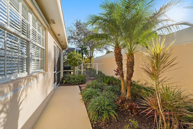 $525,000 | 8991 Southeast Eldorado Way, Hobe Sound, FL 33455