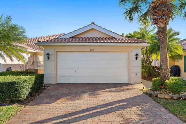 $525,000 | 8991 Southeast Eldorado Way, Hobe Sound, FL 33455