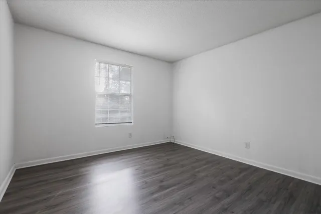 $629,000 | 851 Maple Street, Unit 8, Chattahoochee, FL 32324