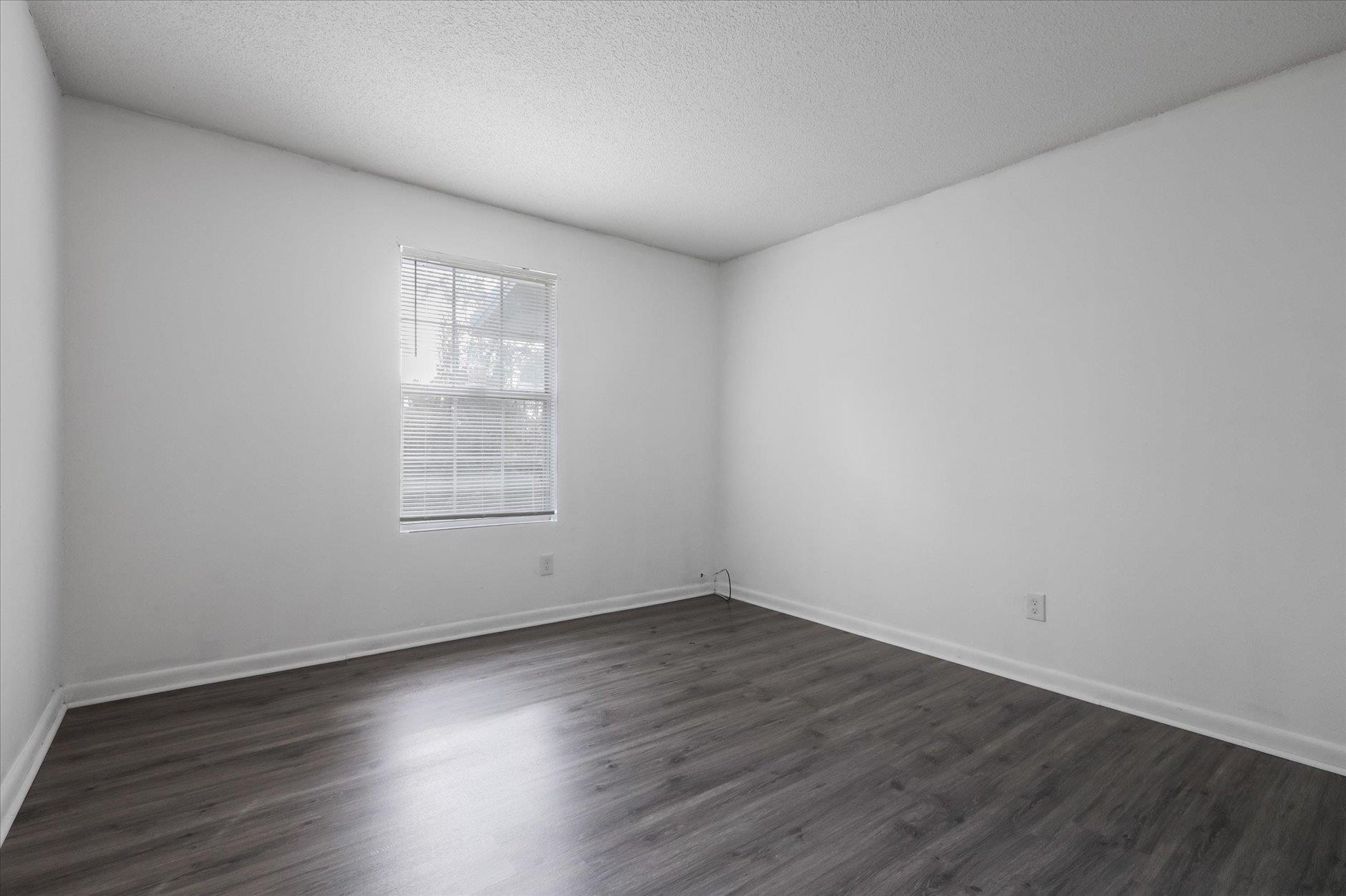 851 Maple Street, Unit 8 Chattahoochee, FL 32324 - Photo 16 of 27