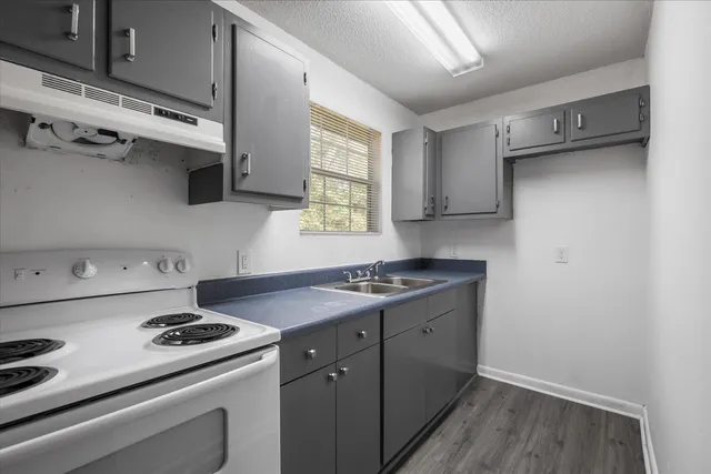 $629,000 | 851 Maple Street, Unit 8, Chattahoochee, FL 32324