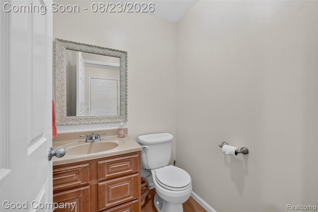 2145 Cole Road Lake Orion, MI 48362 - Photo 16 of 74 Gallery Image 16