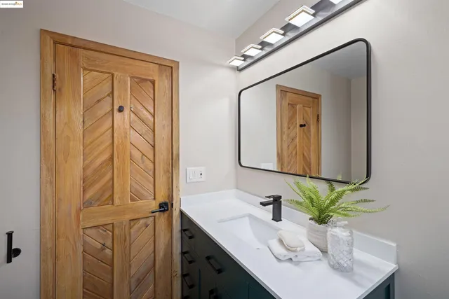 $699,000 | 5636 Panama Avenue, Richmond, CA 94804