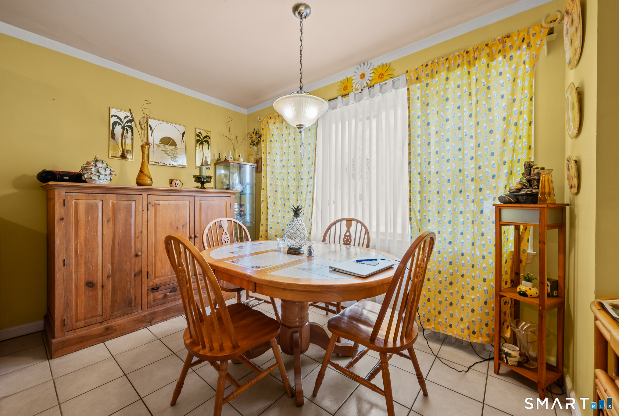 85 Dwight Street Ansonia, CT 06401 - Photo 11 of 40 a dining room with furniture and window