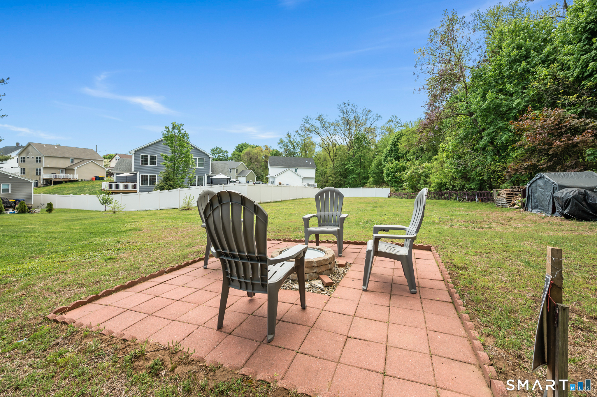 85 Dwight Street Ansonia, CT 06401 - Photo 37 of 40 a view of a chairs and table on the garden