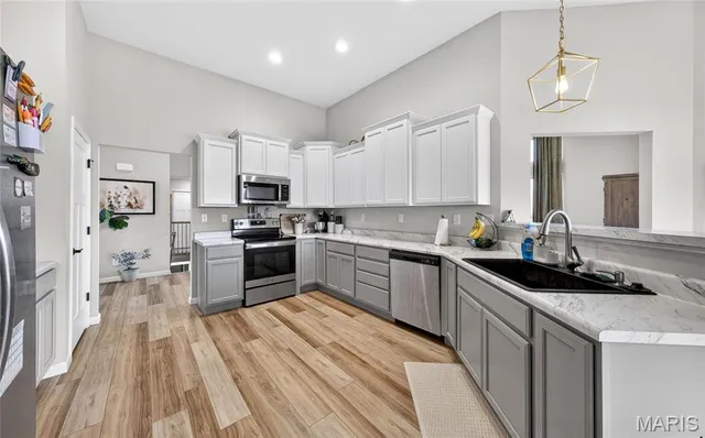 $580,000 | 136 Eagle Frk Drive, Moscow Mills, MO 63362